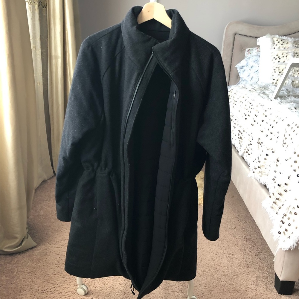 Patagonia wool parka in grey